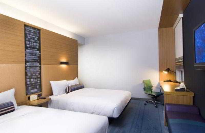 Hotel Aloft Chennai OMR IT Expressway Exterior foto