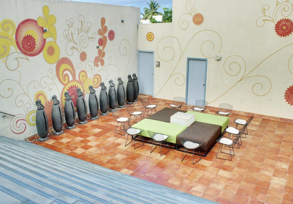 Hotel Aloft Chennai OMR IT Expressway Exterior foto