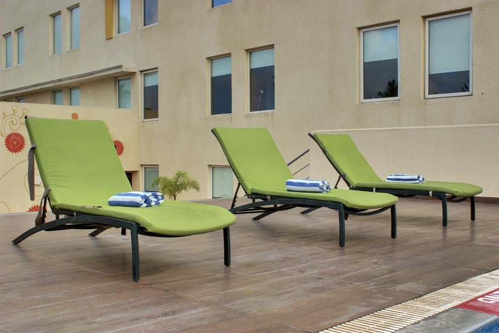Hotel Aloft Chennai OMR IT Expressway Exterior foto