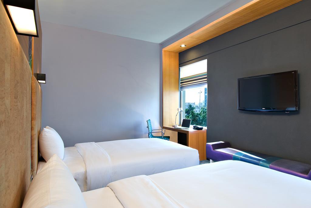 Hotel Aloft Chennai OMR IT Expressway Exterior foto