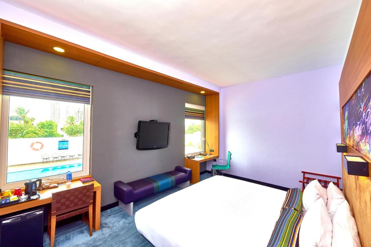Hotel Aloft Chennai OMR IT Expressway Exterior foto